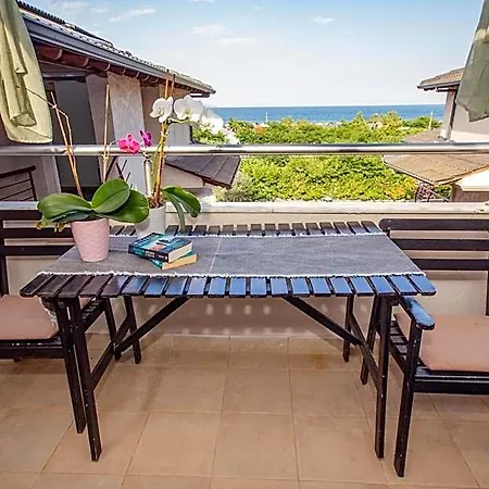 Ammolithos 3* Megali Volvi